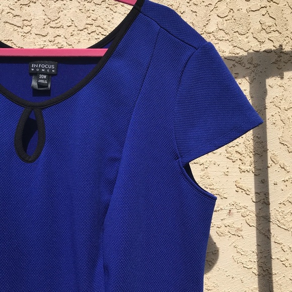 Blue Dress - Picture 4 of 7